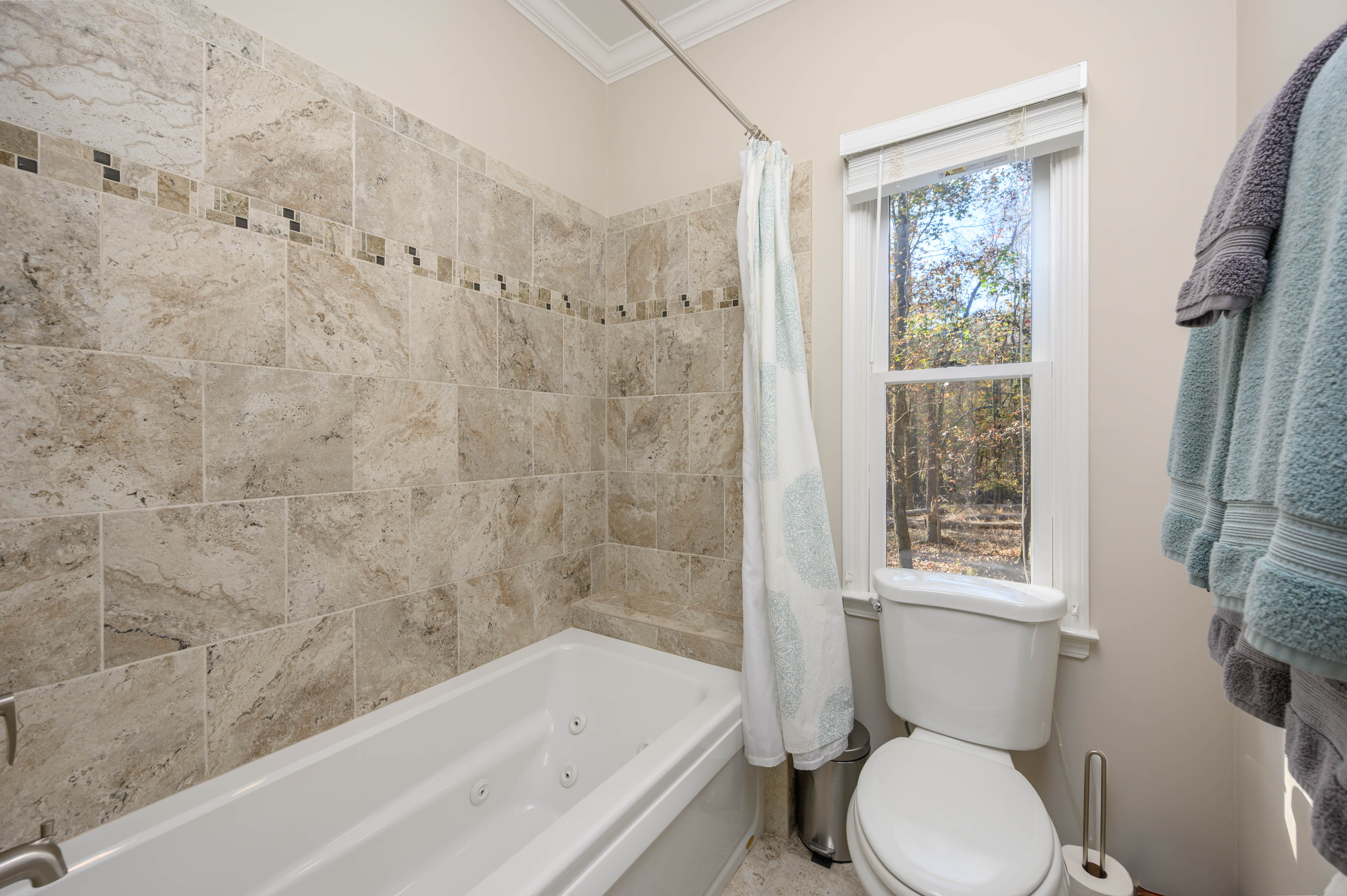 1030 Maddux Lane image 28